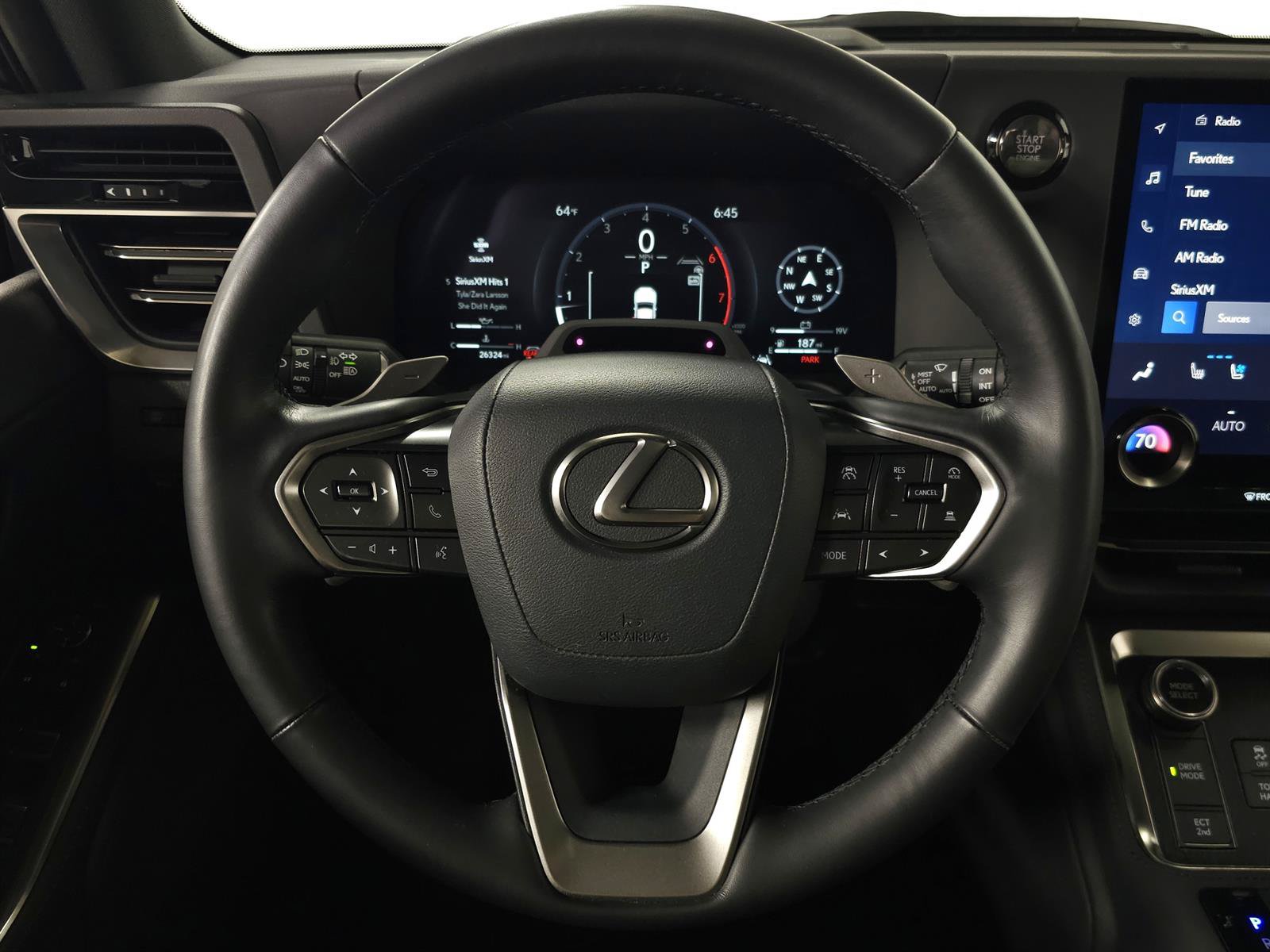 Used 2024 Lexus GX 550 w/ Accessory Package (Z1) AWD/4WD image 19