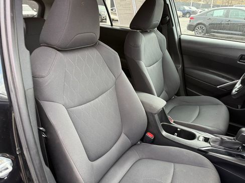 Certified 2024 Toyota Corolla Cross LE image 18