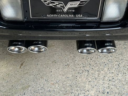 Used 2004 Chevrolet Corvette Convertible w/ Preferred Equipment Group image 31