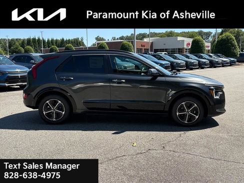 New 2025 Kia Niro SX image 6