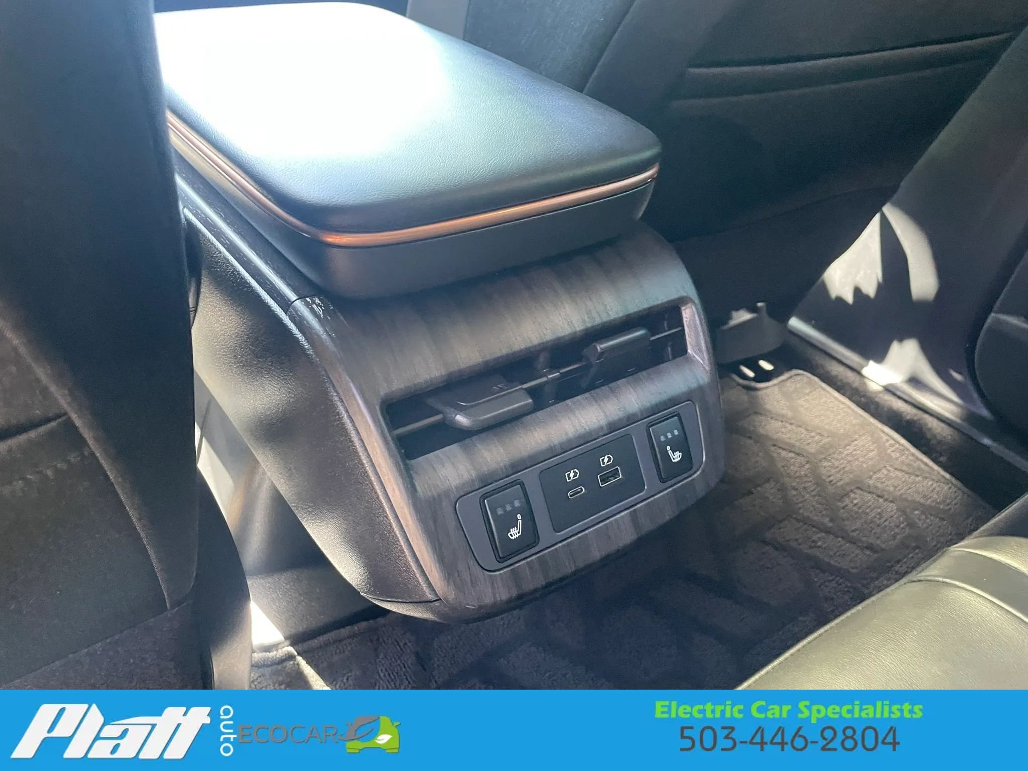 Used 2023 Nissan Ariya FWD image 42