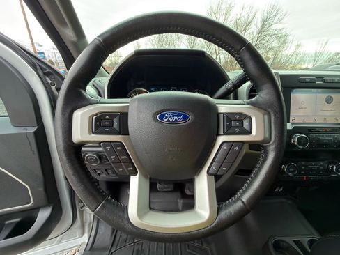 Used 2019 Ford F150 Lariat w/ Equipment Group 501A Mid image 29