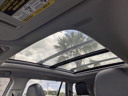 Used 2025 Toyota Grand Highlander FWD image 25