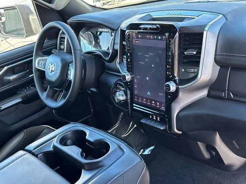 Used 2025 RAM 1500 Laramie image 26