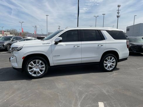 Used 2023 Chevrolet Tahoe High Country AWD/4WD image 4