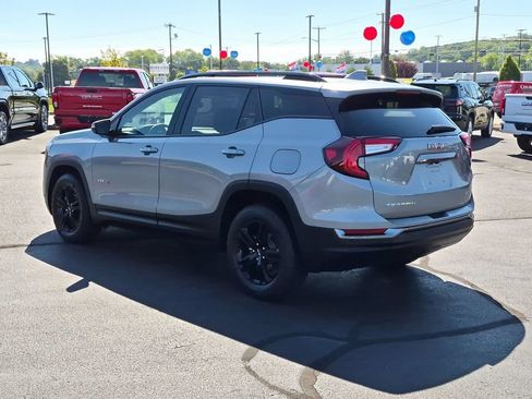 Used 2023 GMC Terrain AT4 AWD/4WD image 6