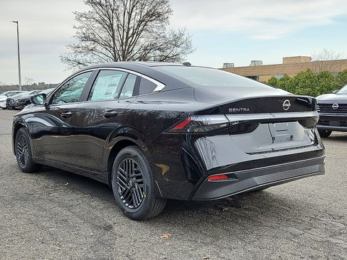 New 2026 Nissan Sentra SV FWD image 4