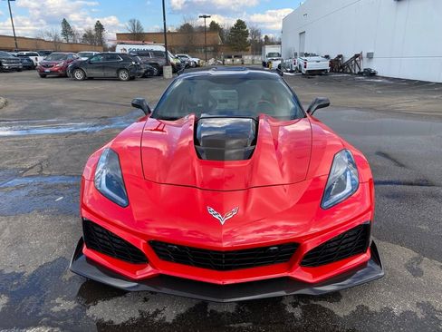 Used 2019 Chevrolet Corvette ZR1 image 2