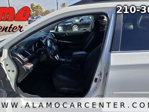Used 2015 Subaru Outback 2.5i Limited image 34