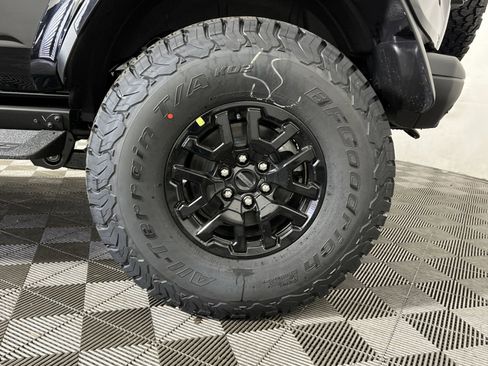 New 2025 Ford Bronco Raptor image 12