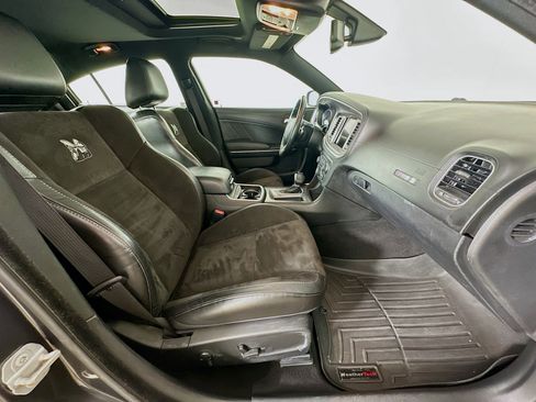 Used 2022 Dodge Charger Scat Pack w/ Plus Group image 32