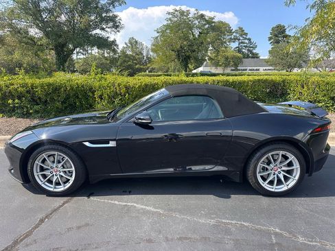 Used 2020 Jaguar F-TYPE Convertible RWD image 2