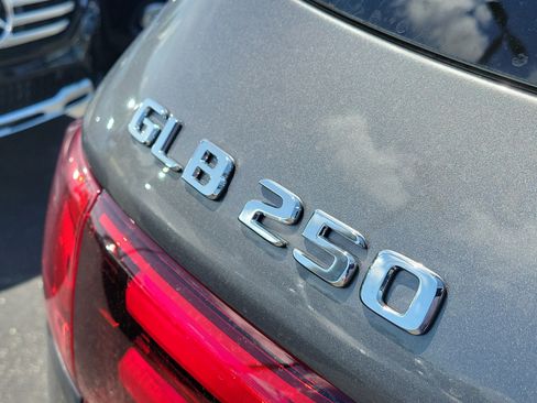 Certified 2026 Mercedes-Benz GLB 250 image 6