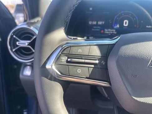 New 2026 Chevrolet Equinox LT image 19