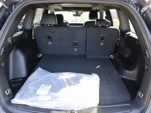 New 2025 Jeep Grand Cherokee Limited AWD/4WD image 7