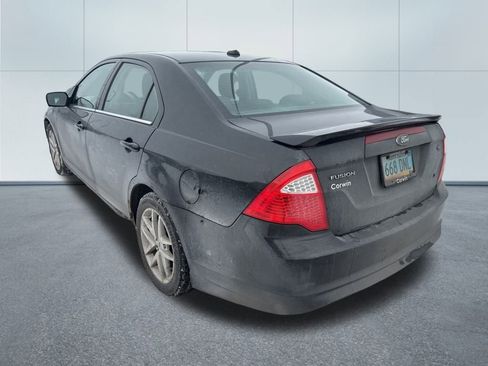 Used 2010 Ford Fusion SE image 3