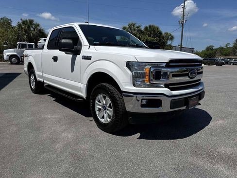 Used 2018 Ford F150 XLT AWD/4WD image 10