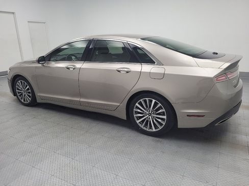 Used 2020 Lincoln MKZ image 3
