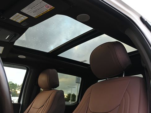 Used 2023 Ford F350 King Ranch w/ Chrome Package image 9