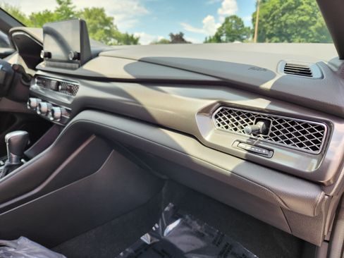 Certified 2024 Acura Integra A-Spec FWD image 17