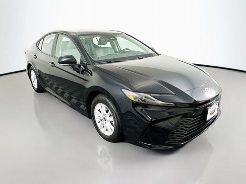 Certified 2025 Toyota Camry LE w/ Convenience Package FWD image 3