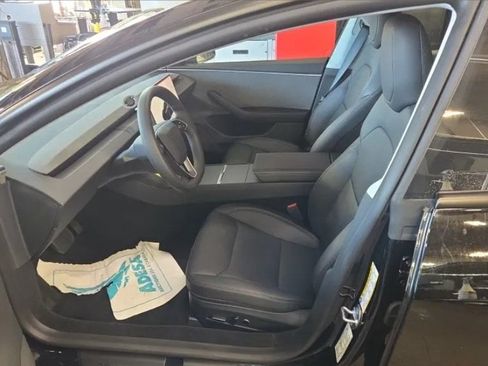 Used 2025 Tesla Model 3 Long Range RWD image 4