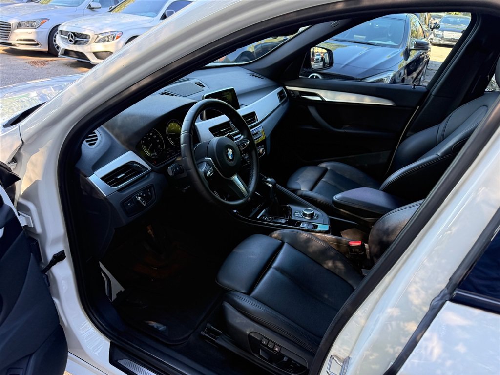 Used 2018 BMW X1 sDrive28i w/ M Sport Package FWD image 9
