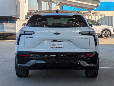 New 2026 Chevrolet Blazer EV SS image 5