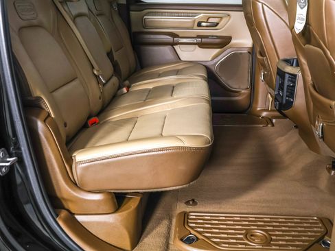 Used 2019 RAM 1500 Limited image 42