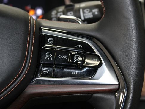 Used 2024 Jeep Grand Cherokee Summit image 35