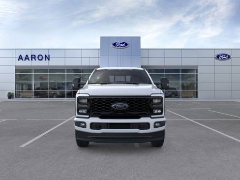 New 2026 Ford F350 XLT w/ XLT Premium Package AWD/4WD image 6