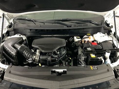 Used 2023 Cadillac XT6 Sport w/ Technology Package image 37