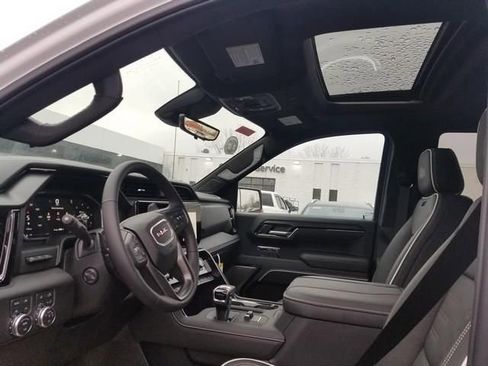 New 2026 GMC Sierra 1500 AT4X w/ AT4X AEV Edition AWD/4WD image 8