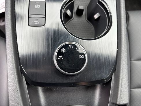 Used 2023 Nissan Rogue SV w/ SV Premium B Package AWD/4WD image 30
