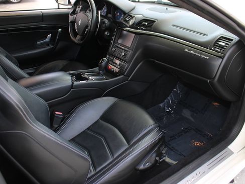 Used 2014 Maserati GranTurismo MC RWD image 31