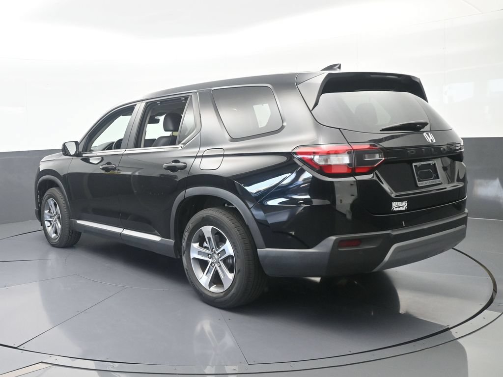 Used 2024 Honda Pilot EX-L image 4