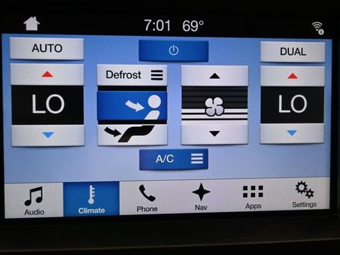 Used 2017 Ford F150 Lariat AWD/4WD image 22