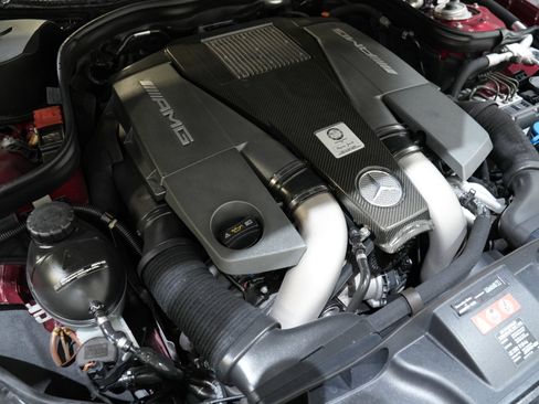 Used 2012 Mercedes-Benz CLS 63 AMG image 48