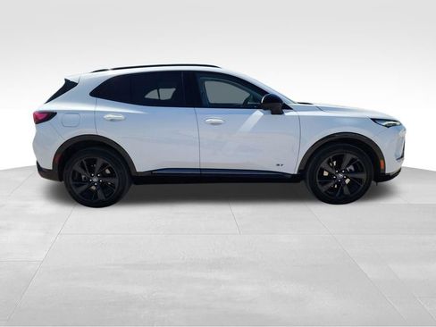 Used 2024 Buick Envision Sport Touring image 9