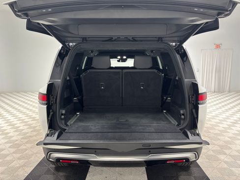 Used 2024 Rivian R1S Adventure AWD/4WD image 15