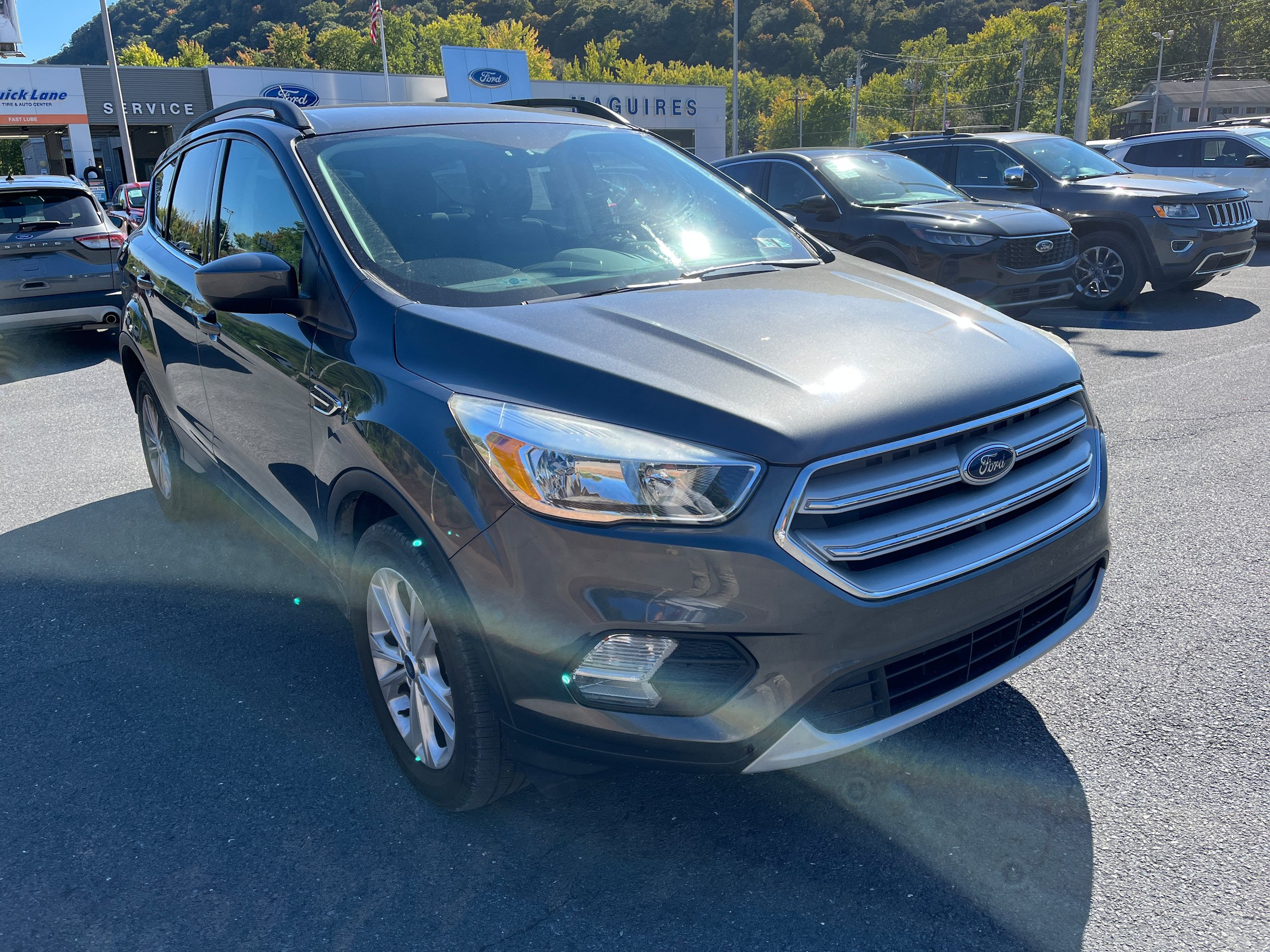Used 2018 Ford Escape SE AWD/4WD image 4
