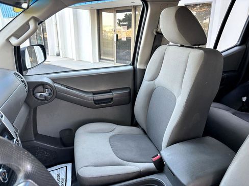 Used 2013 Nissan Xterra S image 13