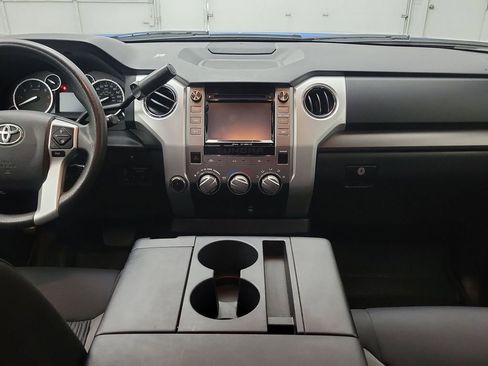 Used 2016 Toyota Tundra SR5 image 21