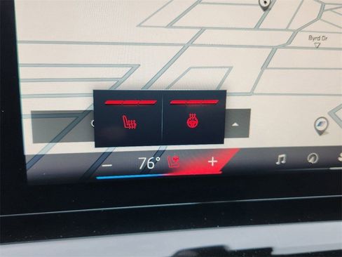 Used 2025 BMW i5 eDrive40i w/ Premium Package image 15