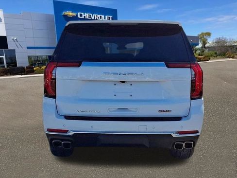 Used 2025 GMC Yukon XL Denali AWD/4WD image 26