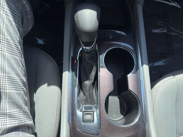 Used 2025 Chevrolet Malibu LT FWD image 18
