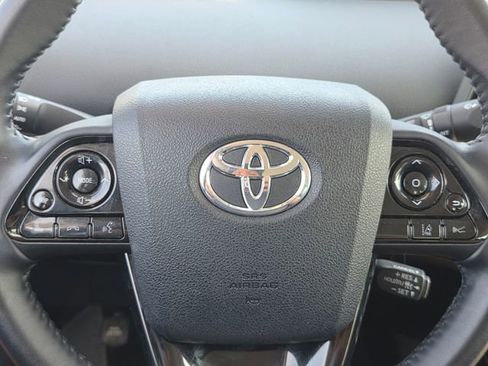 Used 2021 Toyota Prius Prime XLE image 25