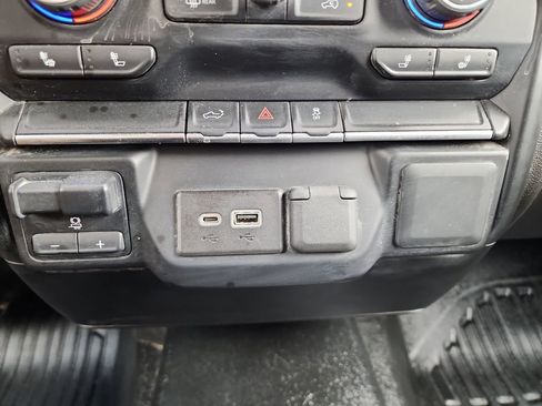 Used 2022 Chevrolet Silverado 2500 LT w/ Convenience Package AWD/4WD image 31