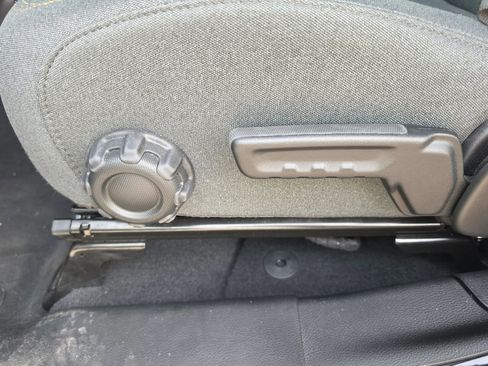 Used 2026 Jeep Wrangler Unlimited Sport AWD/4WD image 9