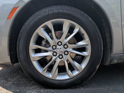 Used 2023 Buick Enclave Avenir w/ Avenir Technology Package AWD/4WD image 10